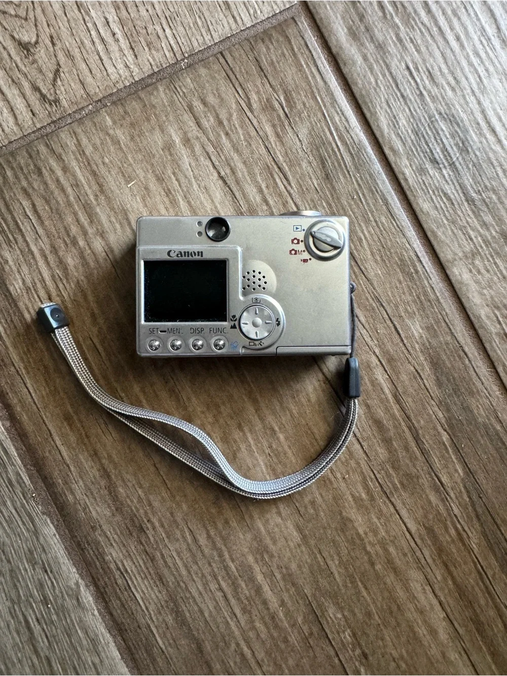 Canon PowerShot SD100